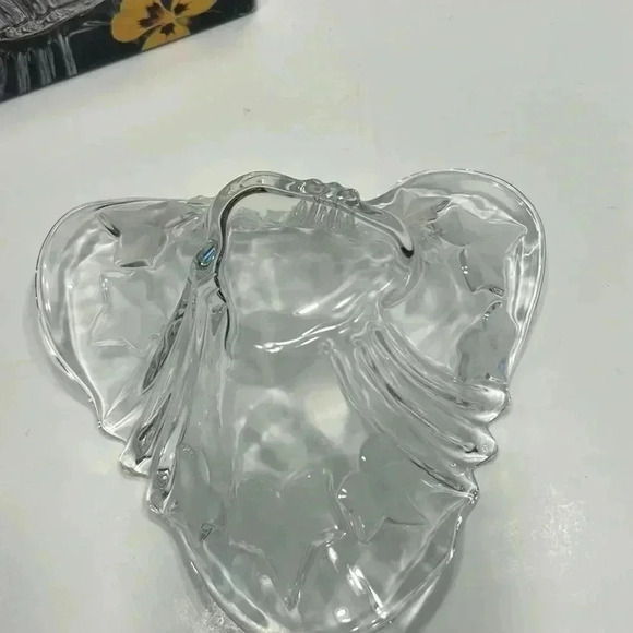 Mikasa Parisian Ivy Handkerchief Frosted Leaves Vintage Bowl in original box - Picture 5 of 5